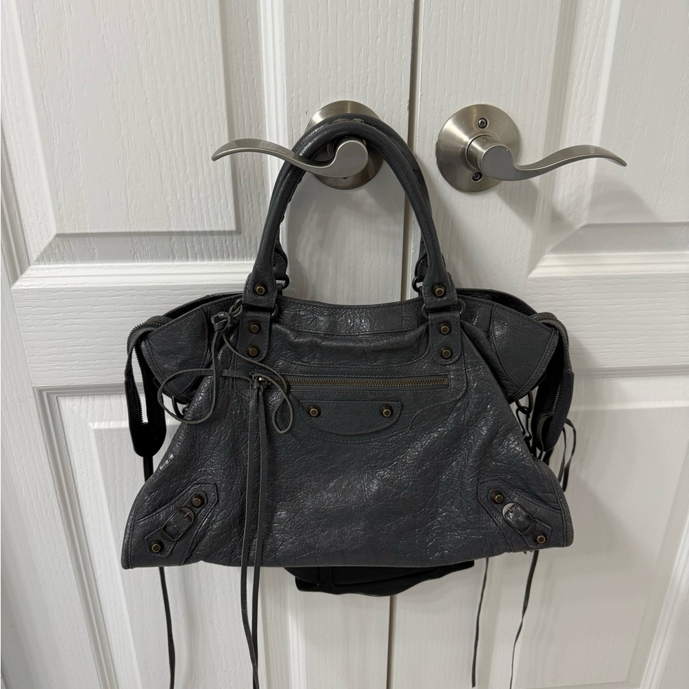 Balenciaga Gris Tarmac City Bag